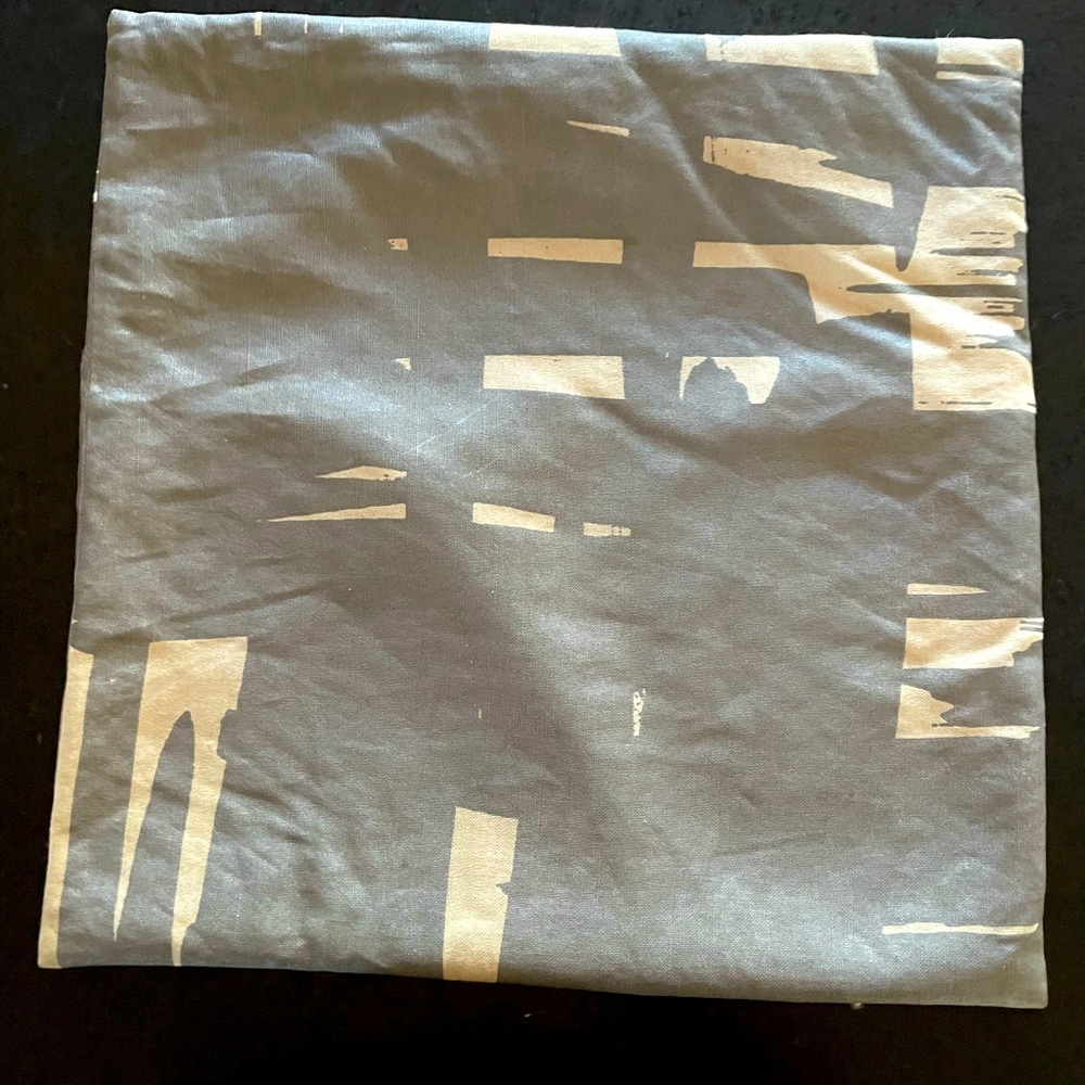 Super rare John Robshaw Metallic silver pillow cover 20x20